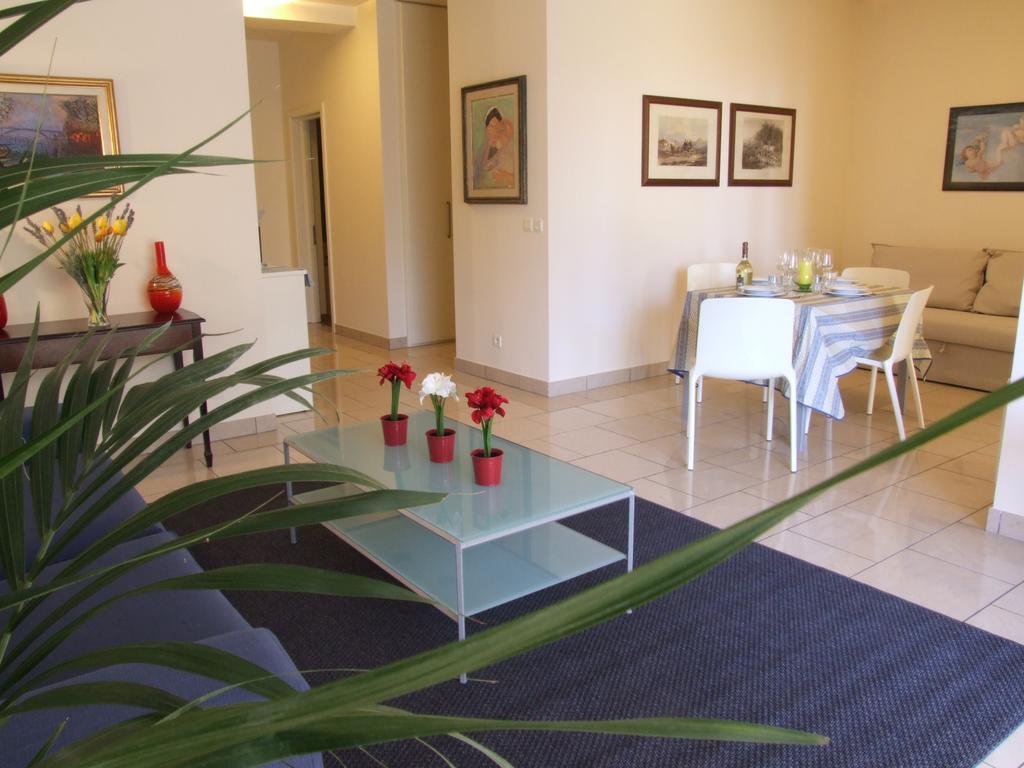 Appartement Au Chateau Vallaya Menton Exterior foto